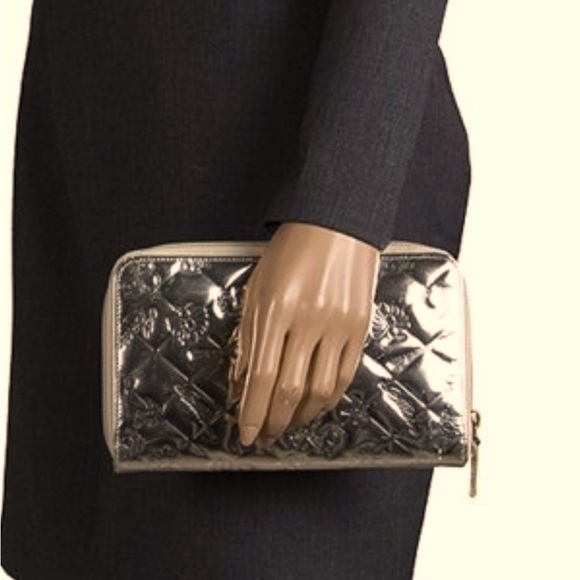 Chanel Gold Patent Leather Lucky Symbols Zip Around Wallet w/COA & More - Picture 1 of 9